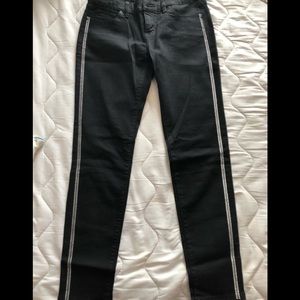 Limited skinny detailed jeans